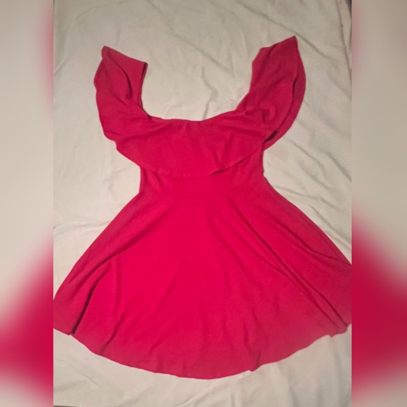 💕Plus size 1XL Ruffle Shoulder Flared dress- pink💕 - Picture 2 of 5